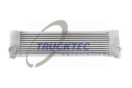 Obrázok Chladič plniaceho vzduchu TRUCKTEC AUTOMOTIVE  0240272