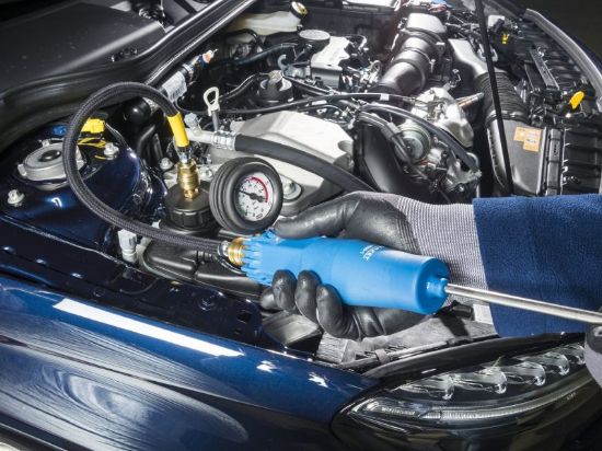Obrázok sada na testovanie, tlak chladiacej sustavy HAZET Radiator tester 480012