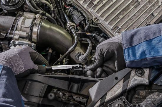 Obrázok Sada prípravkov otočenia/zatlačenia piestikov brzdov. strmeň HAZET Brake piston readjusting set 49706